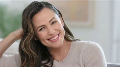 Neutrogena Commercial Actress 2024 Minna Sydelle