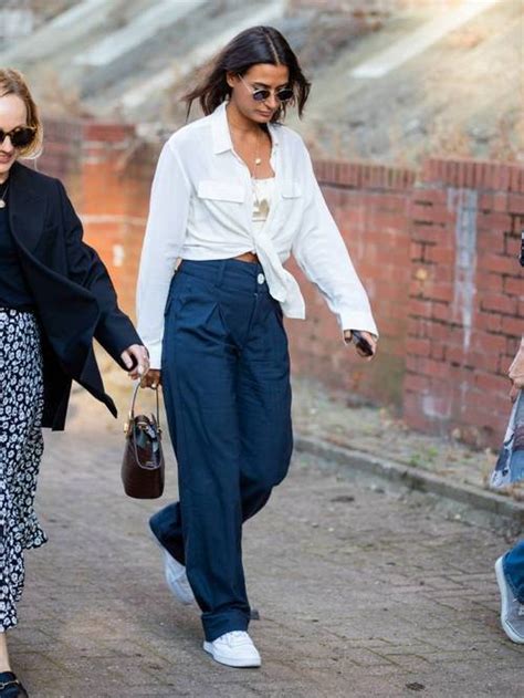 4 Xu hướng giày sneaker nữ hot trend 2020 Festival Fashion