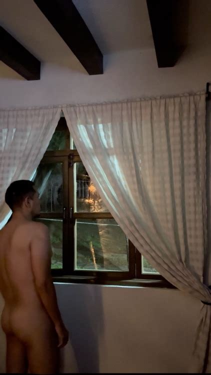 Bare Naked Nude Men Tumblr Tumbex