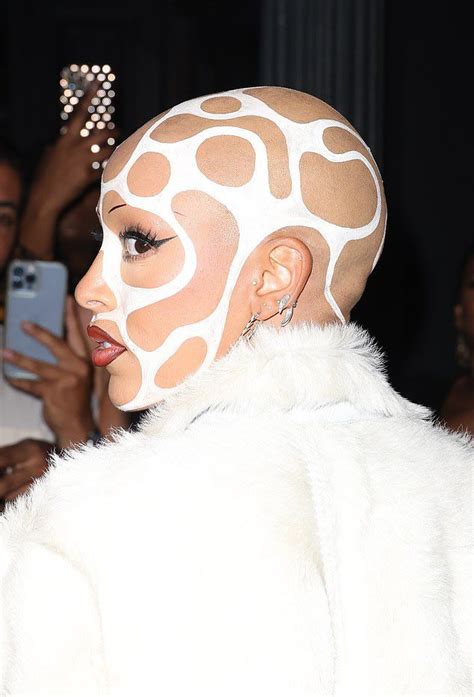 doja cat body art faux fur coat