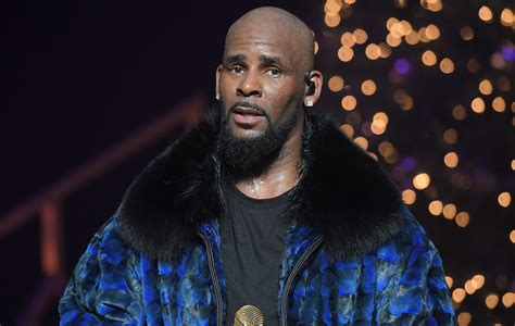 R Kelly Close To Facing Criminal Charges Over Sex Tape Featuring Year Old Girl