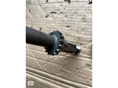 Вживаний вал блокування (переднього мосту) роздаточної коробки ВАЗ 2121 ...