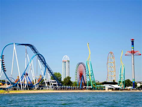 Top 10 Amusement Parks : Fans' Favorite Theme Parks : Travel Channel