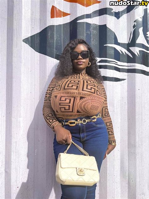 Chanel La Croix Big Ch1 Onlybig Ch1 Nude OnlyFans Photo 4 Nudostar TV