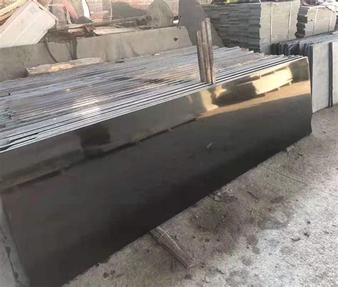 Popular China Natural Stone Polished Half Slabs Mongolia Black Granite