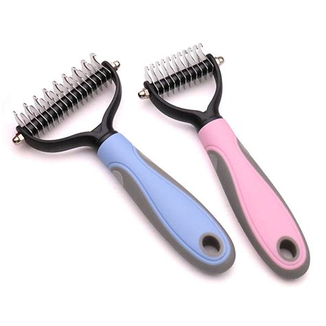 deshedding brush mydoggo