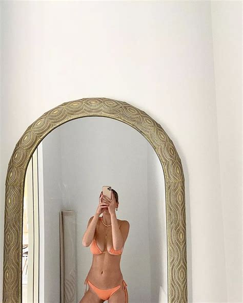 Orange Bikini Nudes Bedroomselfies Nude Pics Org