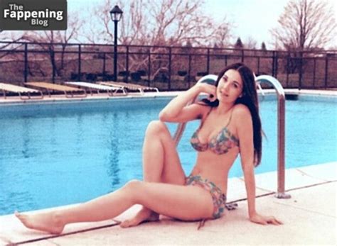 Lynda Carter Nude Sexy Collection 27 Photos TheFappening