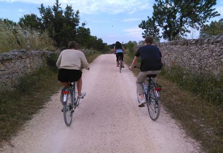 Ciclovia Dell Acqua Apluvia Service Tour E Vacanze Da Sogno