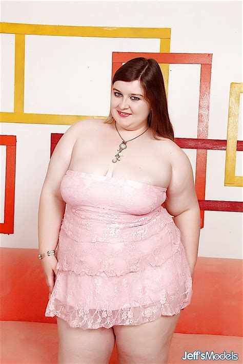Cute And Chubby BBW Saphire Rose Turns Hot Pics XHamster