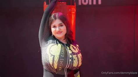 Busty Babe Does Braless Belly Dance Feat Demmy Blaze Xhamster