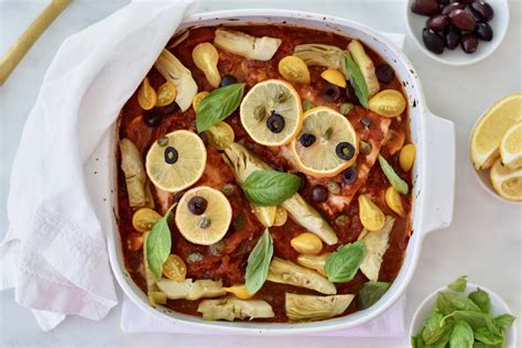 Tomato Basil Cod With Mediterranean Vegetables Glow By Marlowe