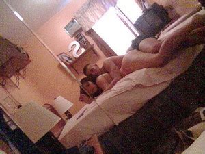 Forumophilia PORN FORUM Real Girlfriends And Housewives In Explicit Pics