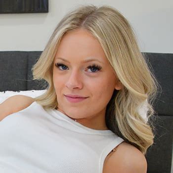 Sveda Karlsson Babe Page Watch This Adult Model On FreeOnes