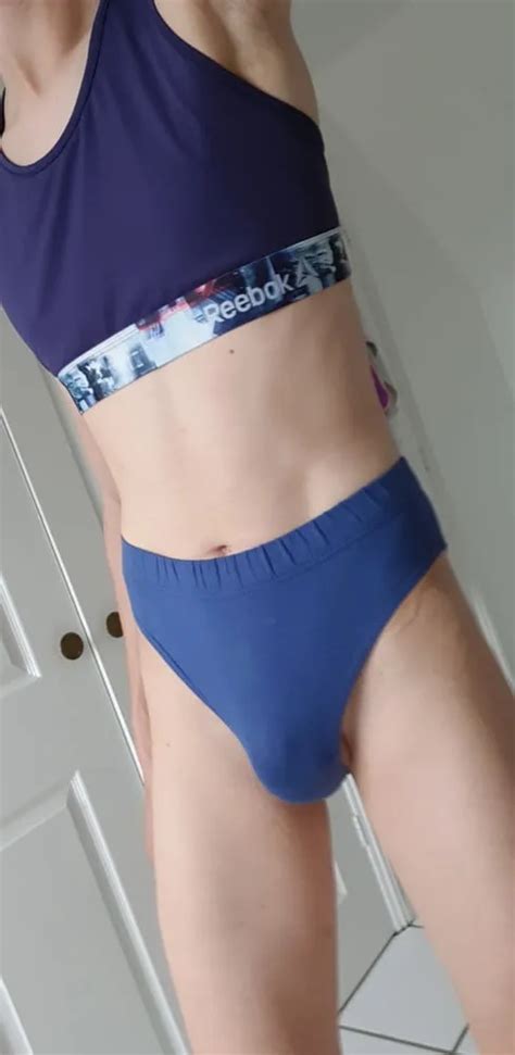 Reebok Blue Sports Bra 42 Nude Pics XHamster