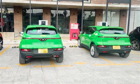 nhung kieu chiem cho sac xe dien cua tai xe viet autodaily cong