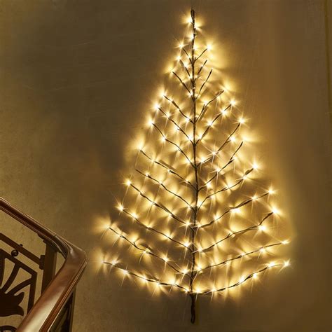 18 Cute & Festive Christmas Wall Decor Ideas for Your Dorm - College ...