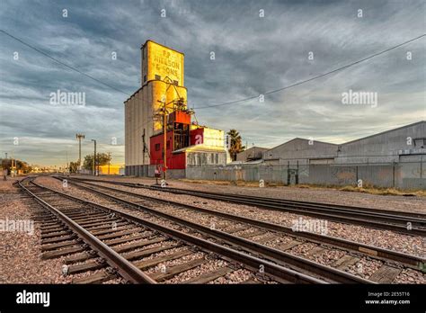 Old Grain Silo Hi Res Stock Photography And Images Alamy