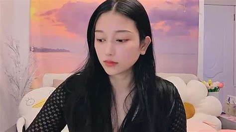 SharonLee Naked Stripping On Cam For Live Sex Video Chat InTheCrack