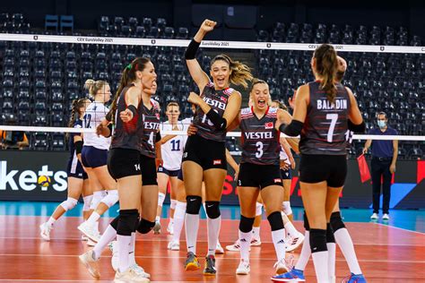 Turkey hammers Finland, faces the Dutch in 2021 EuroVolley Women's