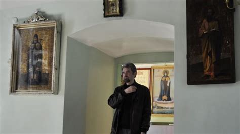 Orthodox Deacon Stands Up For Pussy Riot