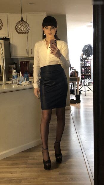 Natalie Mars Nataliemars Nataliethemars Thenataliemars Nude Onlyfans The Fappening Plus