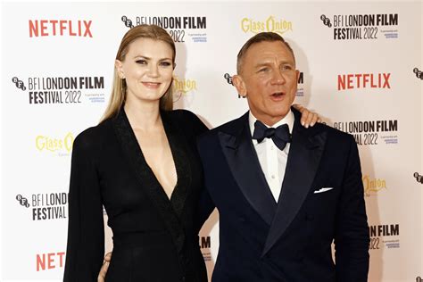 Daniel Craig poses for rare photo with daughter Ella Loudon