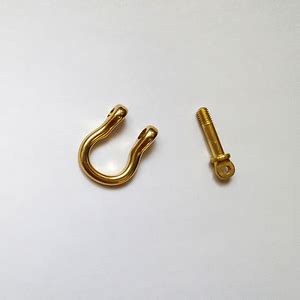 Продам клипсы для Victorinox, карабины, брелоки