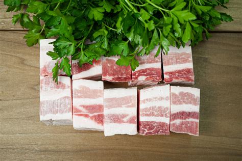 how to cook cubed pork belly