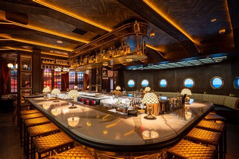 Captains Quarters A Nautical Escape For The Adventurous