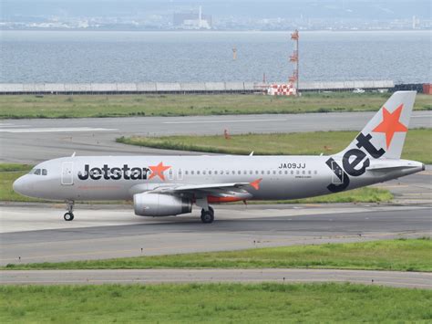 ジェットスター・ジャパン Airbus A320 Ja09jj 関西国際空港 航空フォト By ボビスタプラムベアさん 撮影2019年07月27日