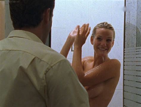 Chrissy Schulz Nude Pics P Gina