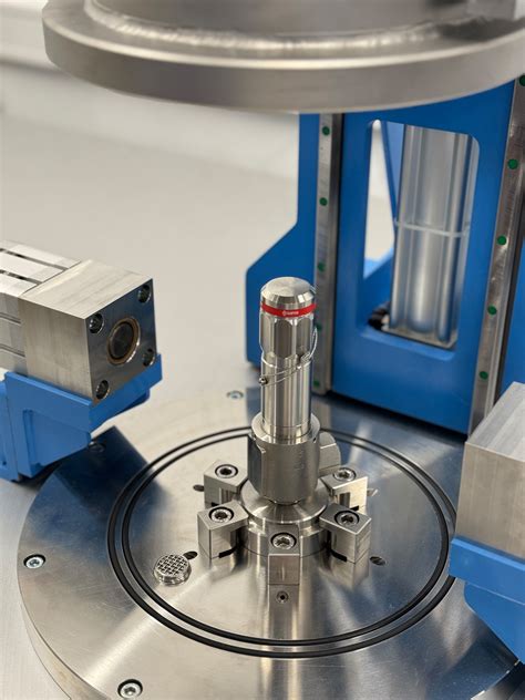 The helium leak test - an indispensable procedure in leak testing