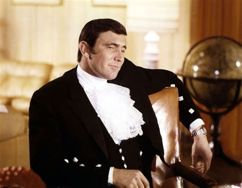 George Lazenby James Bond