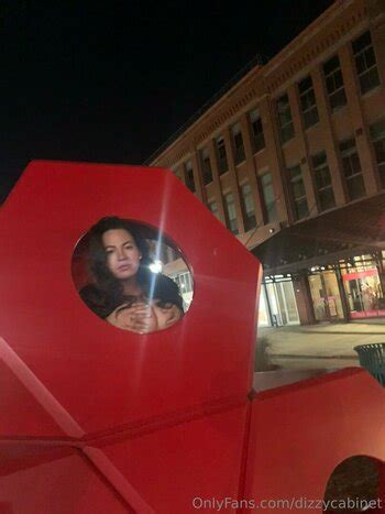 Dizzy Cabinet Nude Leaks TheFappening