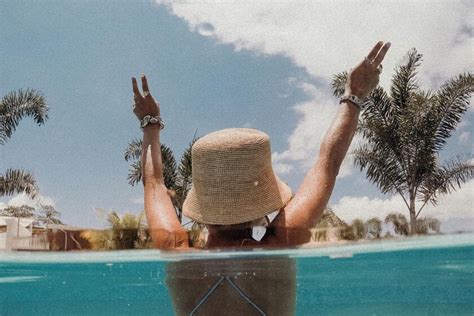 El Corte Inglés tiene el bikini de braguita alta de Sfera con el que lucir tipazo y estilo este