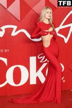 OLIVIA ARBEN Nude AZNude