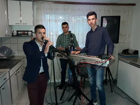 Атрактив Бенд - Атрактив Бенд added a new photo — with...