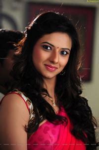 Isha Chawla Hot Red Saree