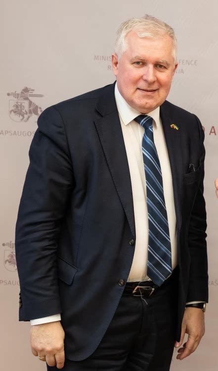 Incredibly Hot Man Tumbex