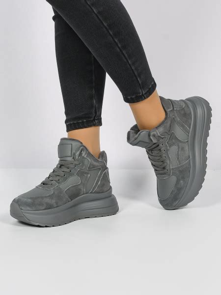 Кроссовки OEEGO - купить с доставкой по выгодным ценам в интернет ...