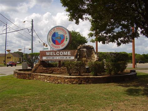 Rosenberg Funeral Homes, funeral services & flowers in Texas