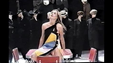 Naked Sarah Collins In Centrespread