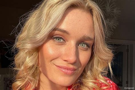 Ola Babe Julie Vermeire Doet Temperatuur Stijgen In Sexy Badpak