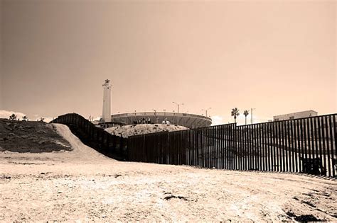 tijuana border stock  pictures royalty  images istock