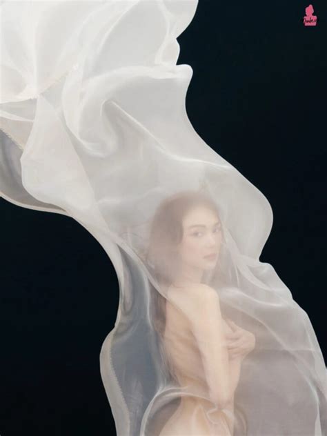 Minh Hằng nude sang trọng đầy nghệ thuật NUDEVN