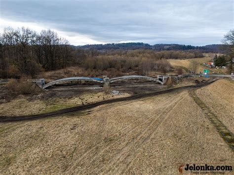 Zdjęcia do artykułu Trwa remont mostu nad polderem Jelonka