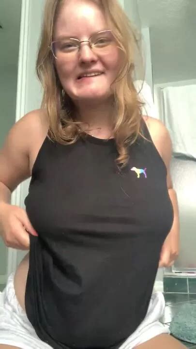 I Love Showing Off My Chubby Milf Body