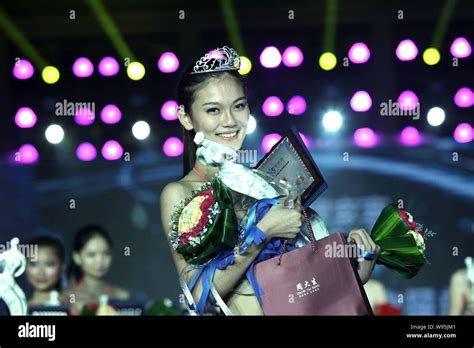 Miss Bikini Contest Stockfotos Und Bilder Kaufen Alamy