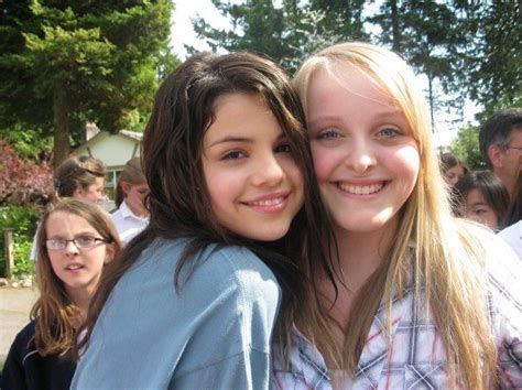 Pin By Cutesy Celi On Beauty Selena Gomez Hot Selena Selena Gomez